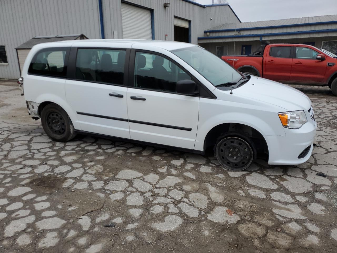 2014 Dodge Caravan - Image 4