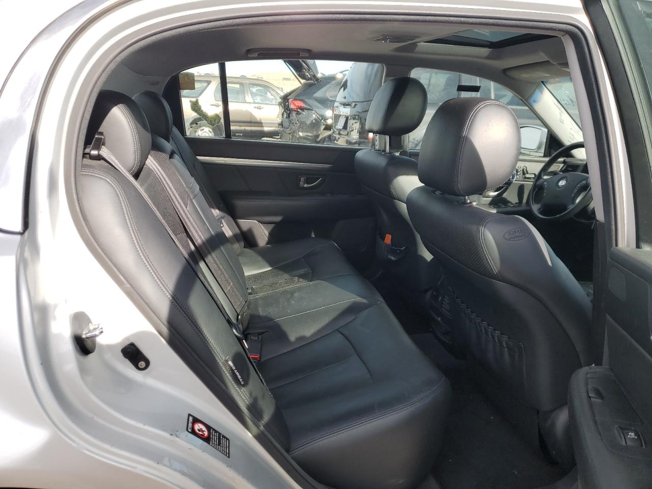 2008 Kia Amanti - Image 10