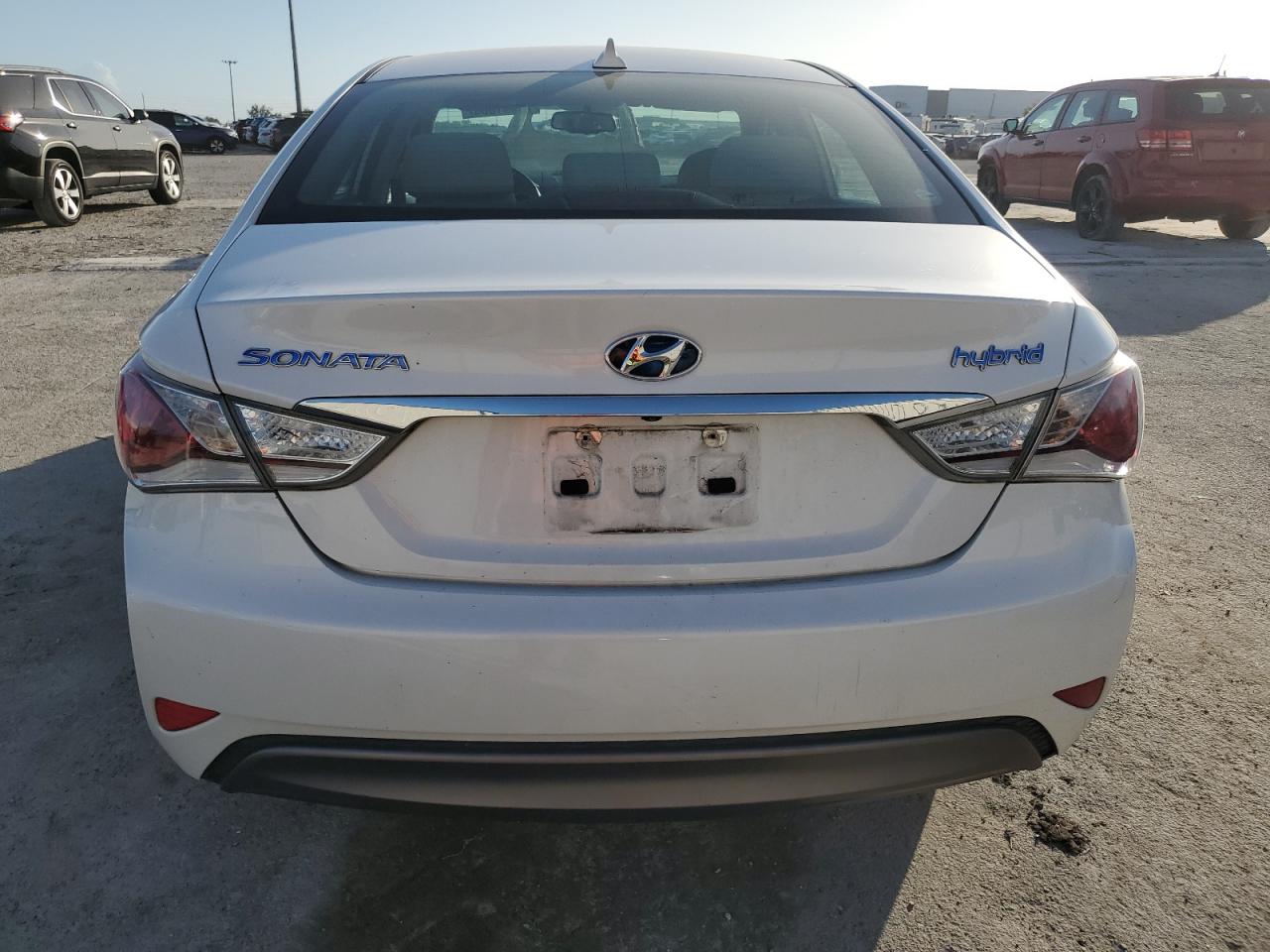 2015 Hyundai Sonata Hybrid VIN: KMHEC4A44FA138368 Lot: 79951004