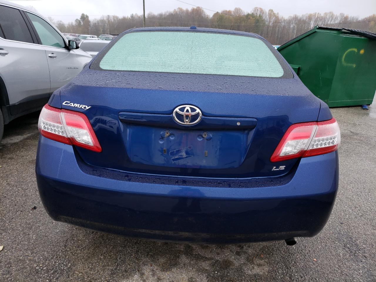 2010 Toyota Camry - Image 6