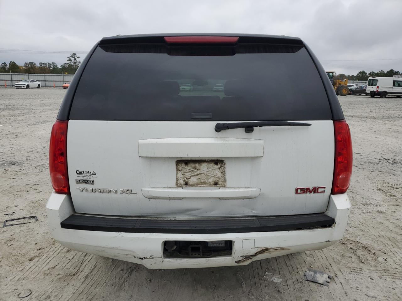 2007 GMC Yukon Xl C1500 VIN: 1GKFC16057J238157 Lot: 79195564