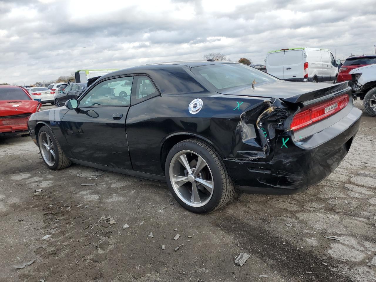 2013 Dodge Challenger - Image 2