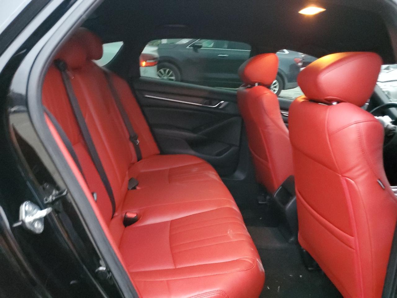 2020 Honda Accord - Image 11