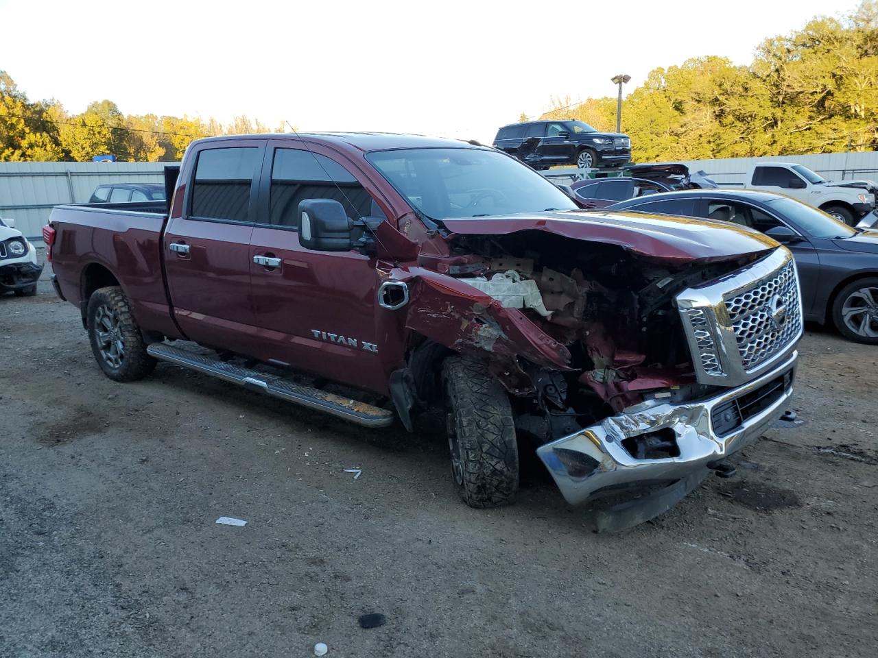 VIN 1N6AA1F45KN531439 2019 NISSAN TITAN no.4