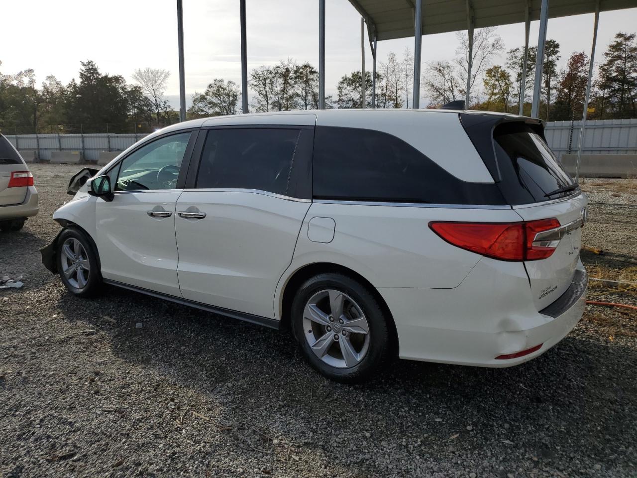2019 Honda Odyssey - Image 2
