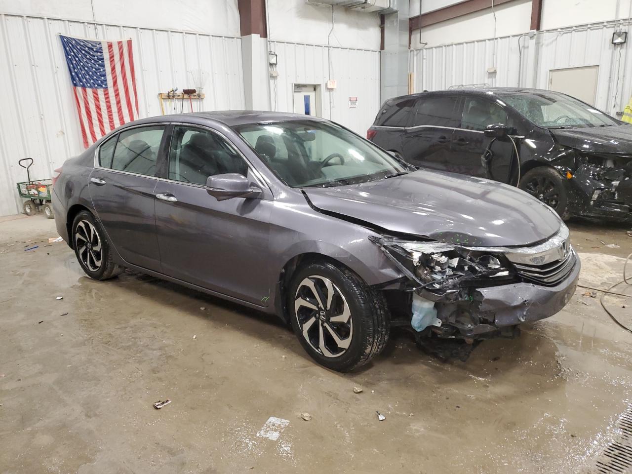 2017 Honda Accord - Image 4