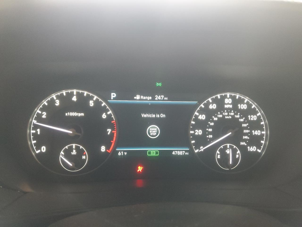 2018 Genesis G90 - Image 9