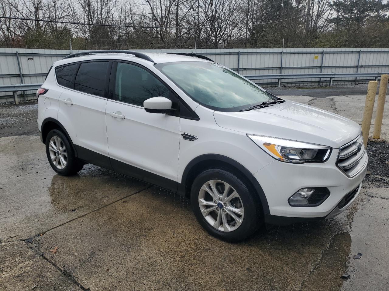 2018 Ford Escape - Image 4