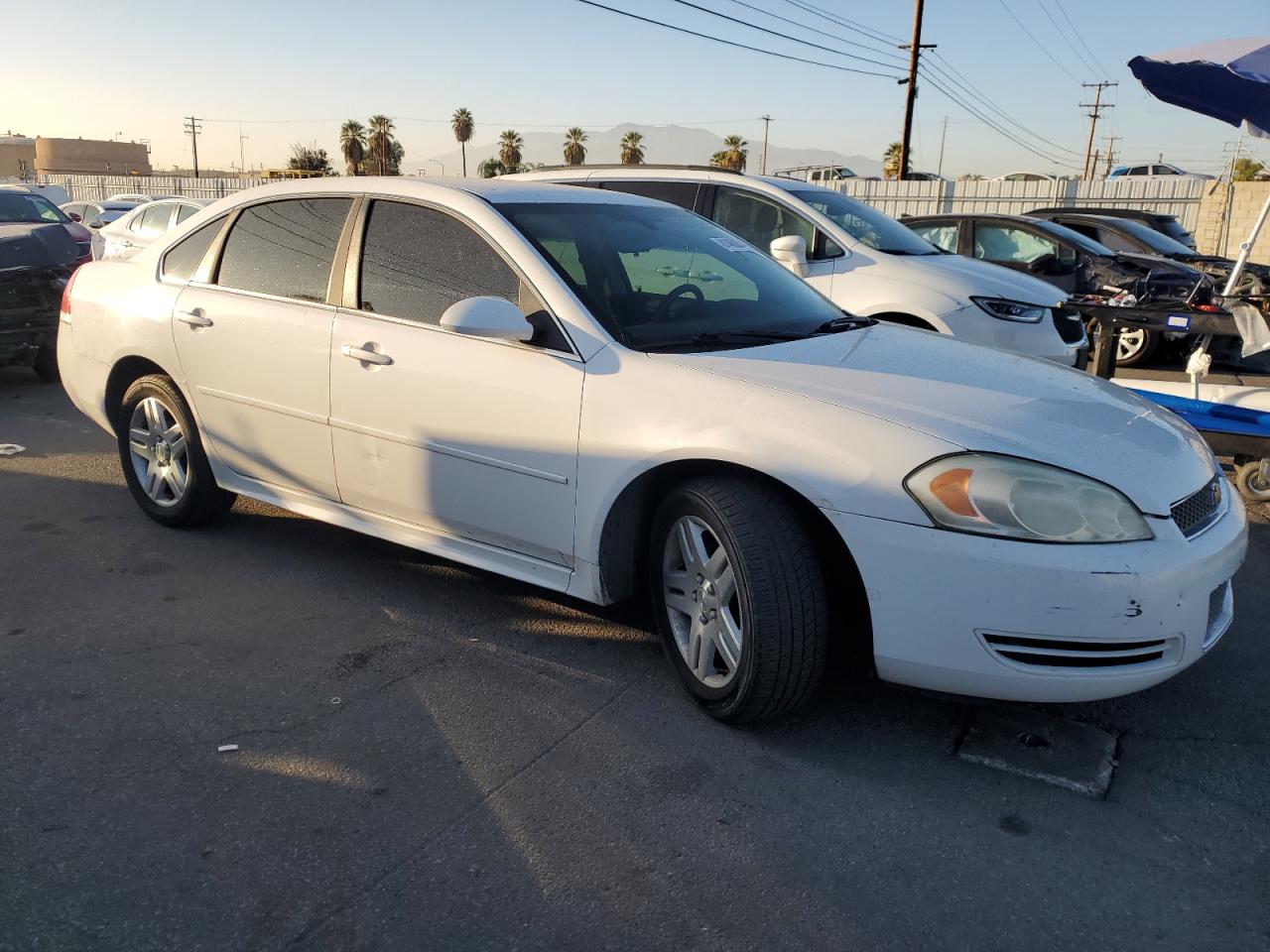 VIN 2G1WB5E31E1107437 2014 CHEVROLET IMPALA no.4