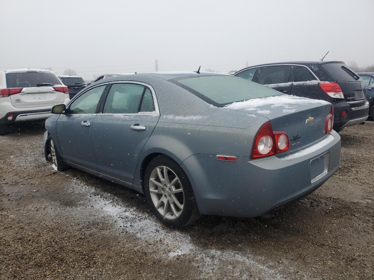 2009 Chevrolet Malibu - Image 2