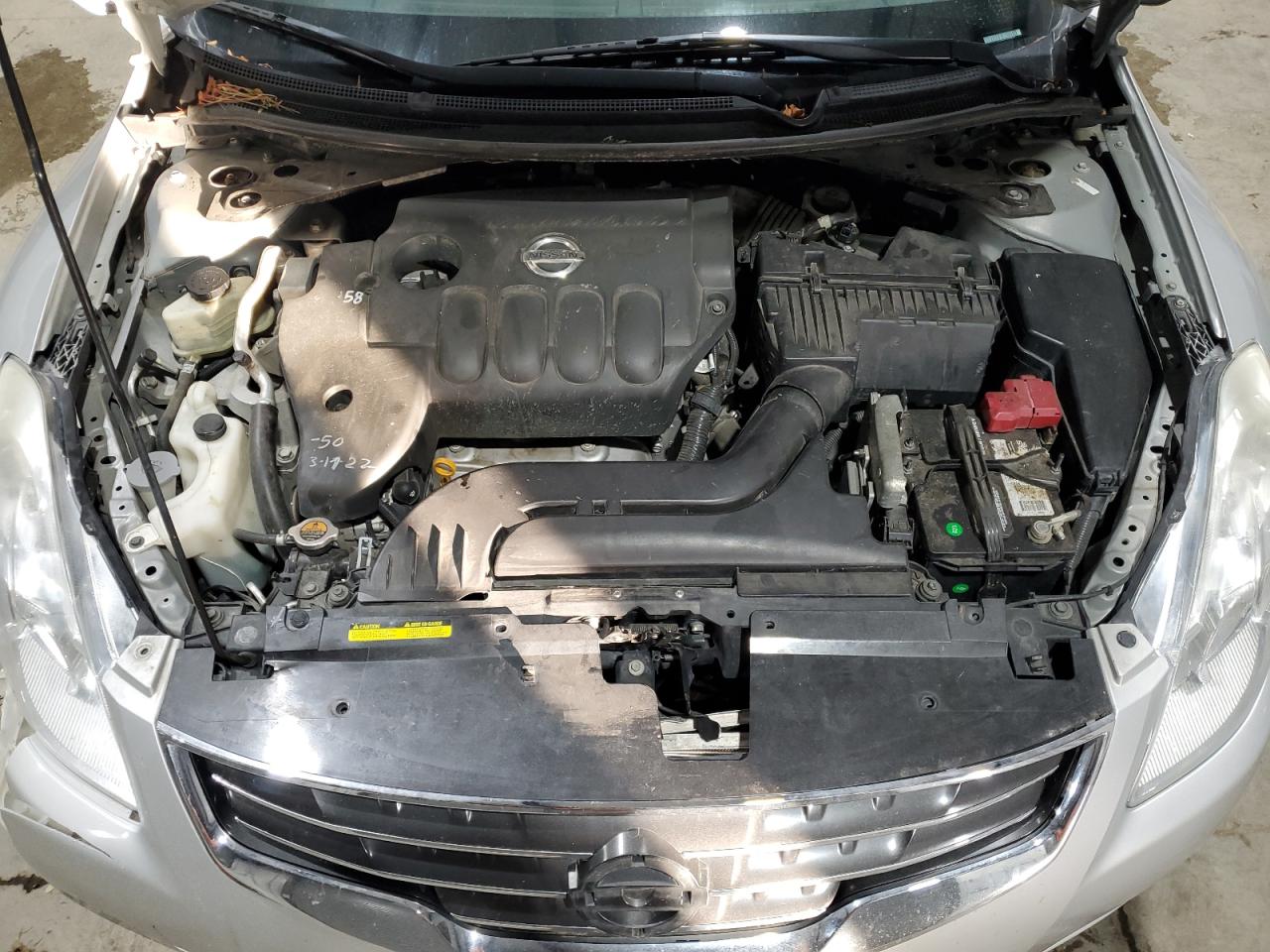 2012 Nissan Altima - Image 13