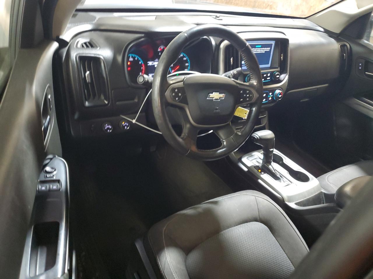 2015 Chevrolet Colorado - Image 8