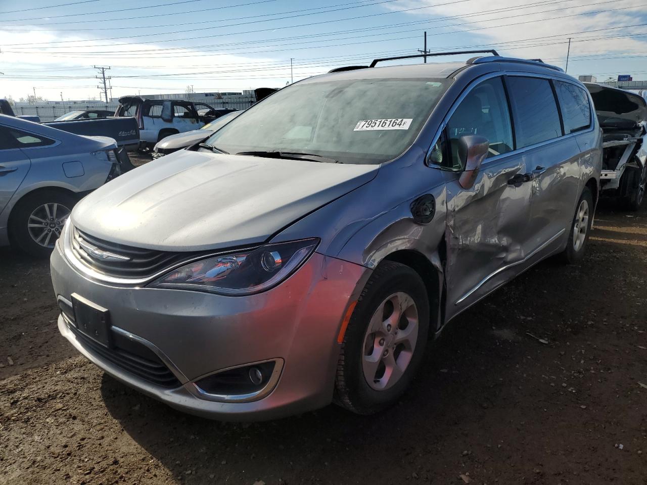 VIN 2C4RC1L70JR364956 2018 CHRYSLER PACIFICA no.1