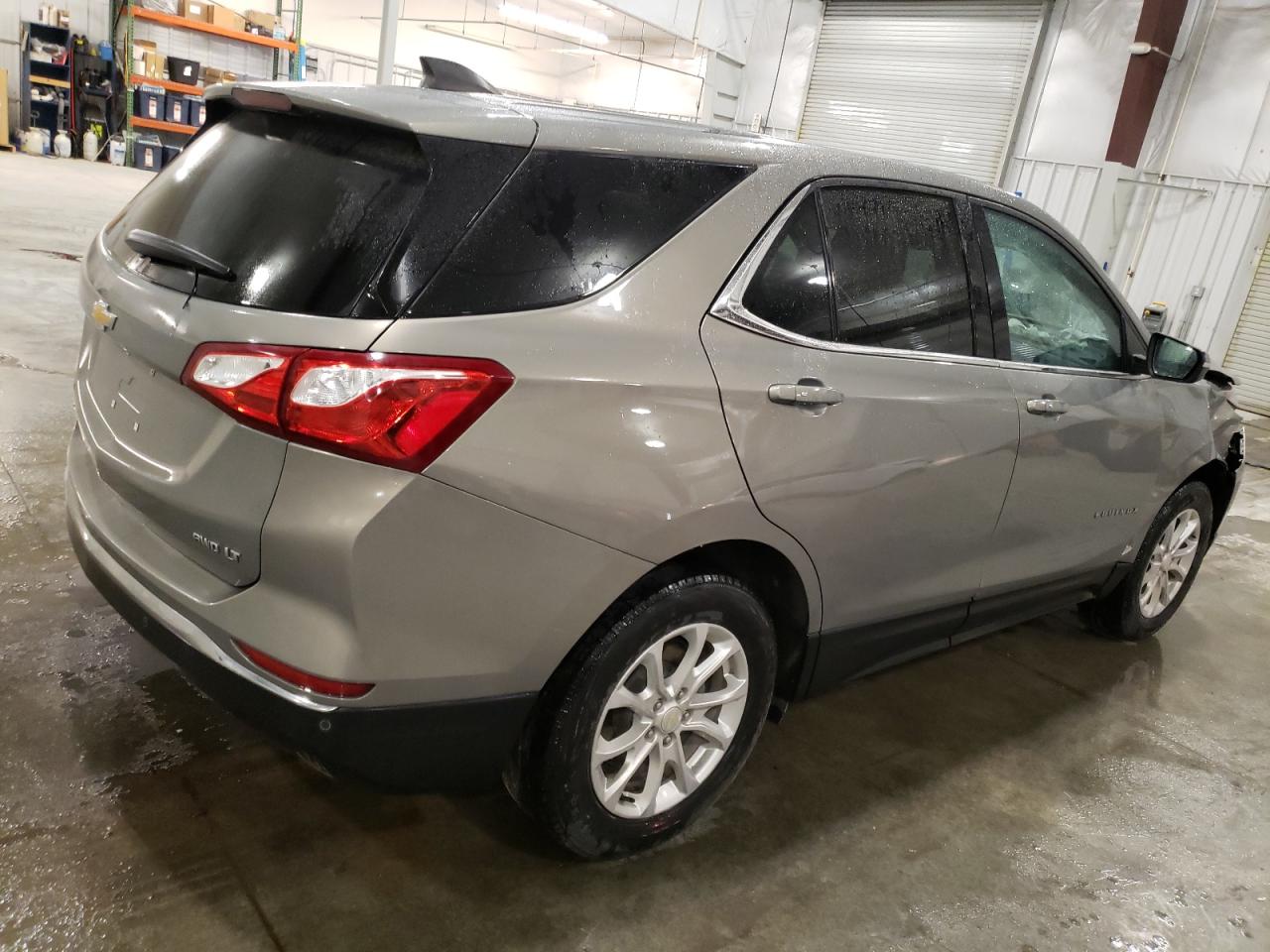 2019 Chevrolet Equinox - Image 3