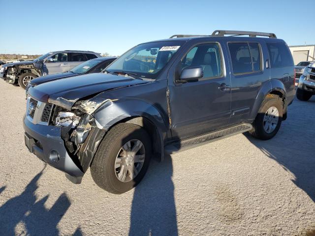 2005 Nissan Pathfinder Le