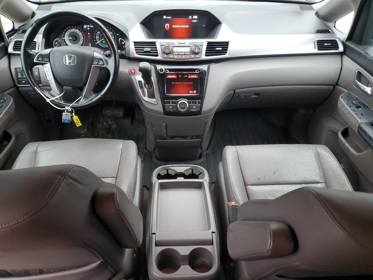 2016 Honda Odyssey - Image 8