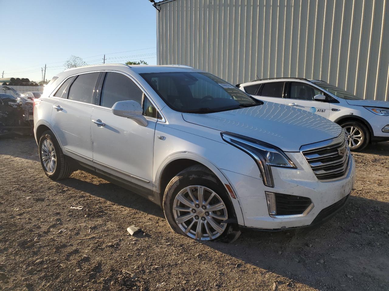 VIN 1GYKNARS0KZ189309 2019 CADILLAC XT5 no.4