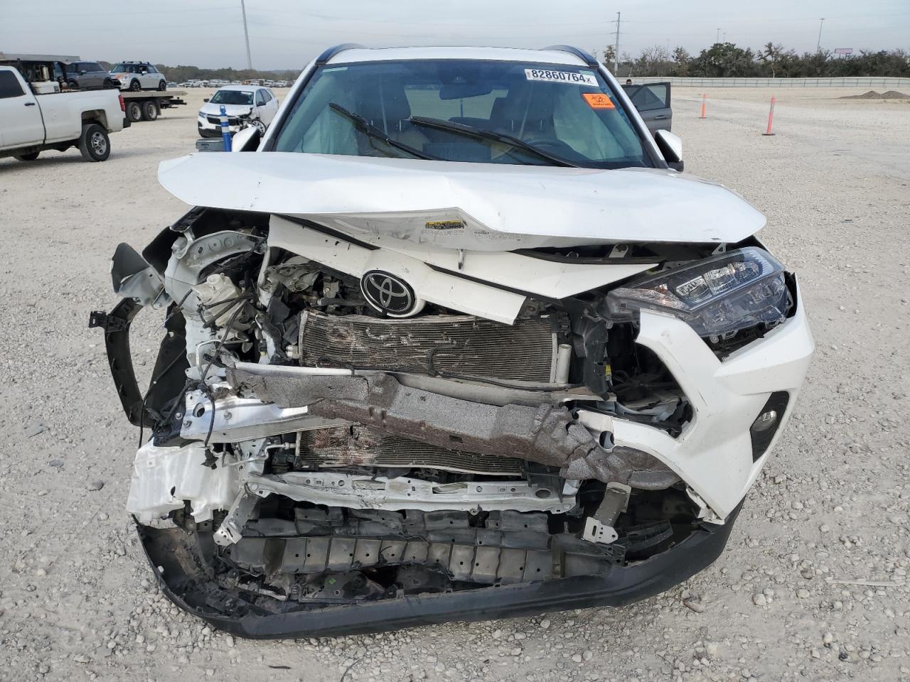 2019 Toyota RAV 4 - Image 5
