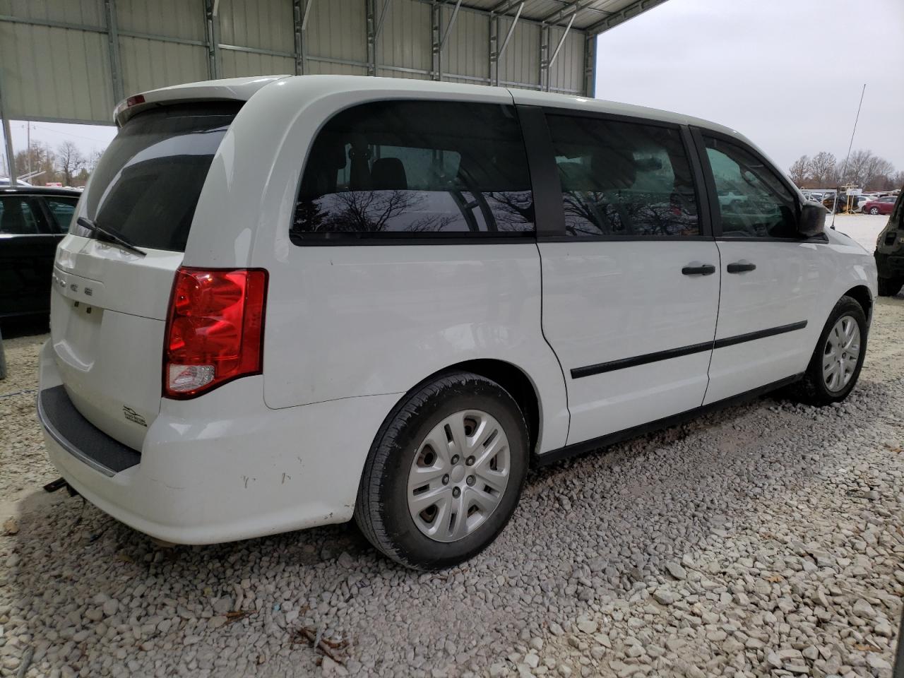2016 Dodge Caravan - Image 3