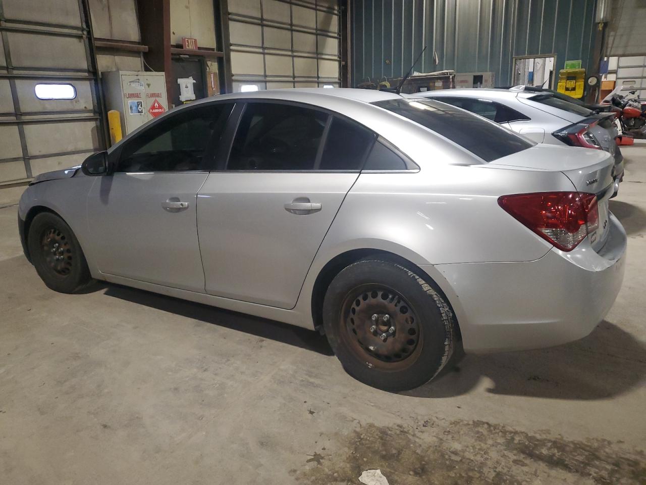 2011 Chevrolet Cruze - Image 2