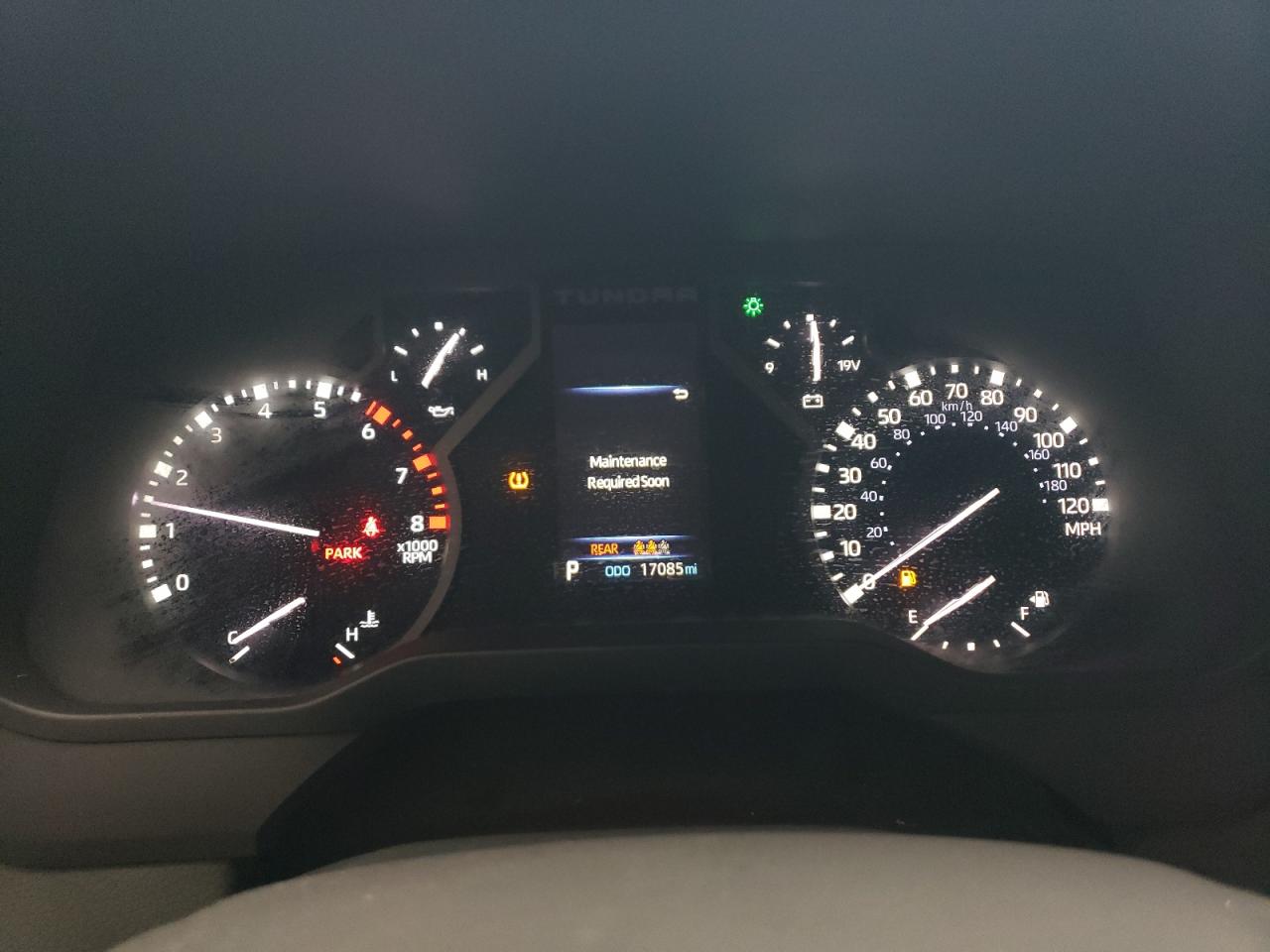 2023 Toyota Tundra - Image 9