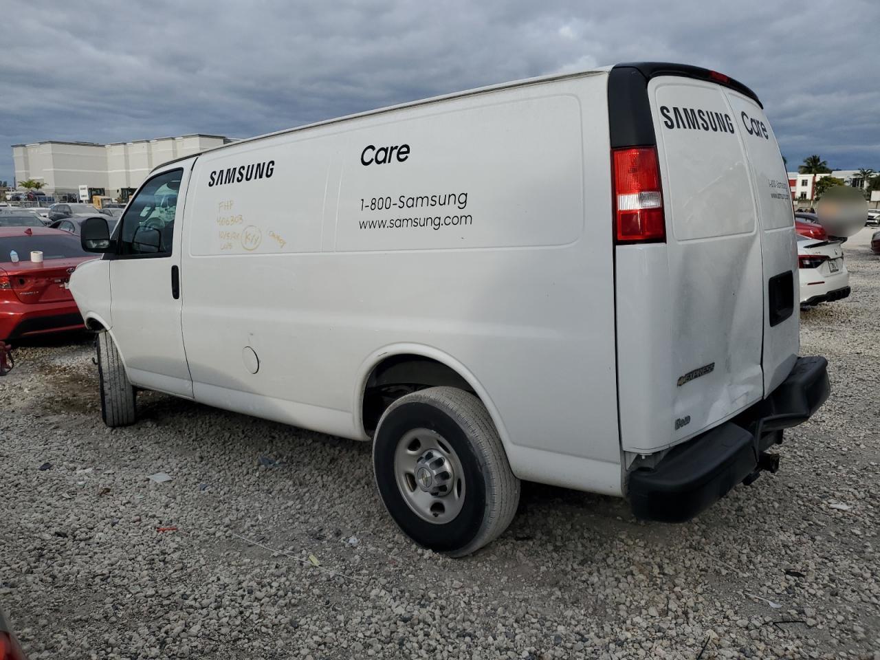 VIN 1GCWGAFPXP1121817 2023 CHEVROLET EXPRESS no.2