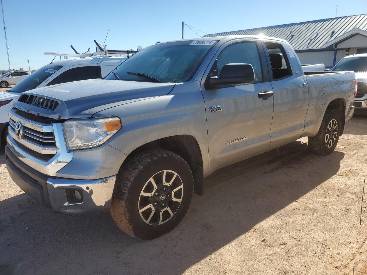 2017 TOYOTA TUNDRA