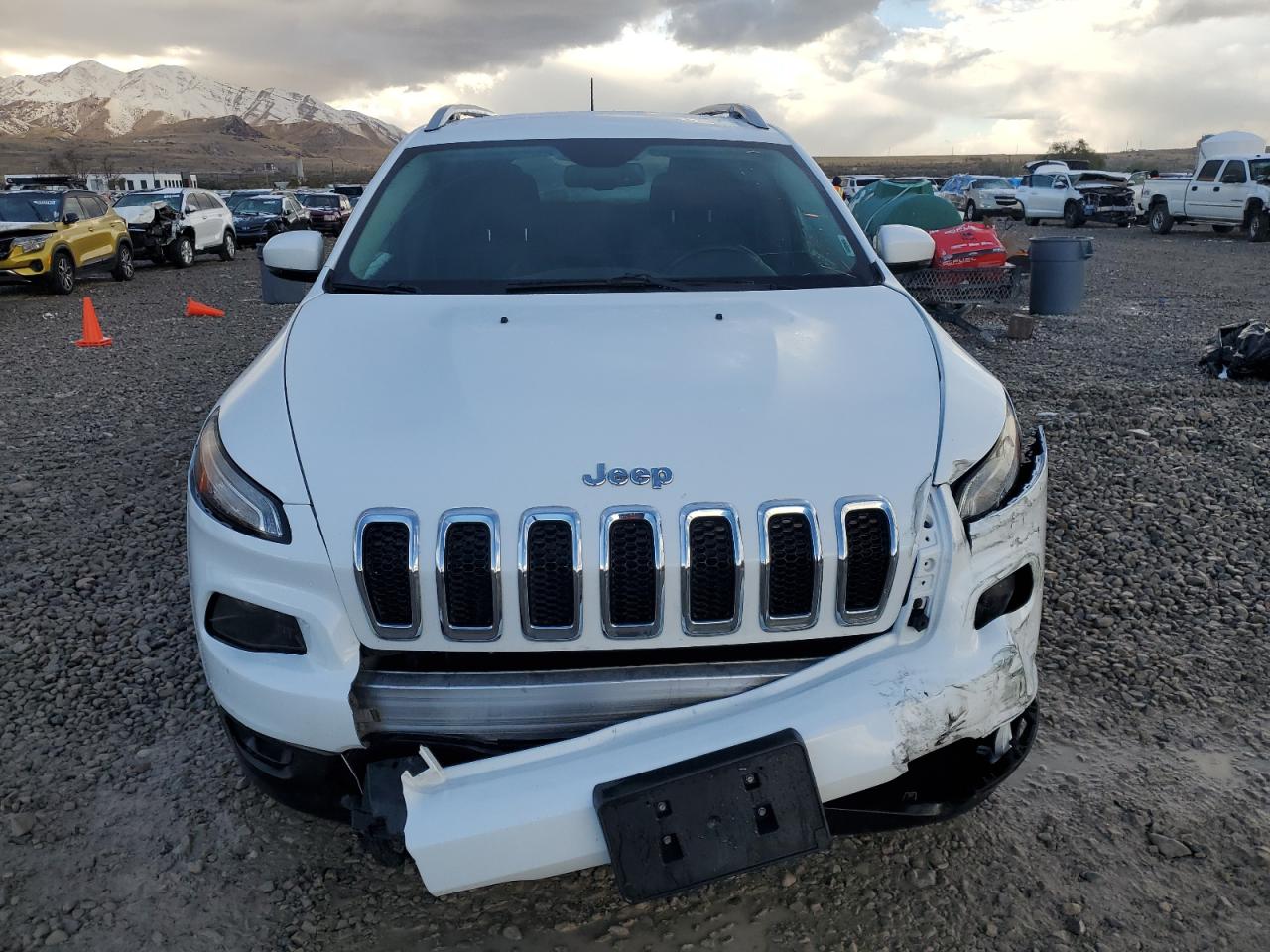 2016 Jeep Grand Cherokee - Image 5