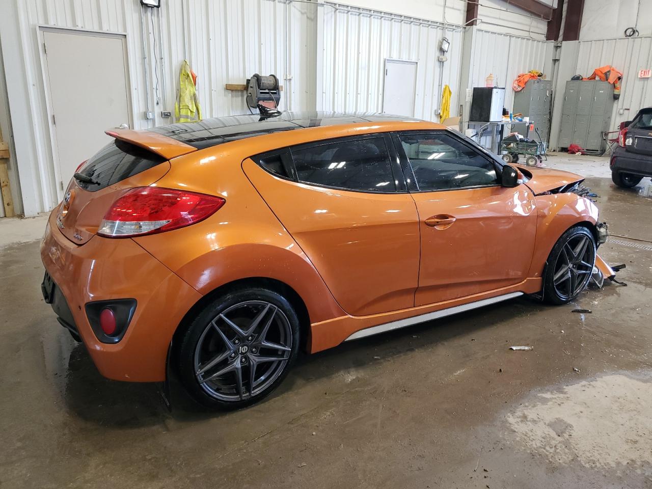 2015 Hyundai Veloster - Image 3