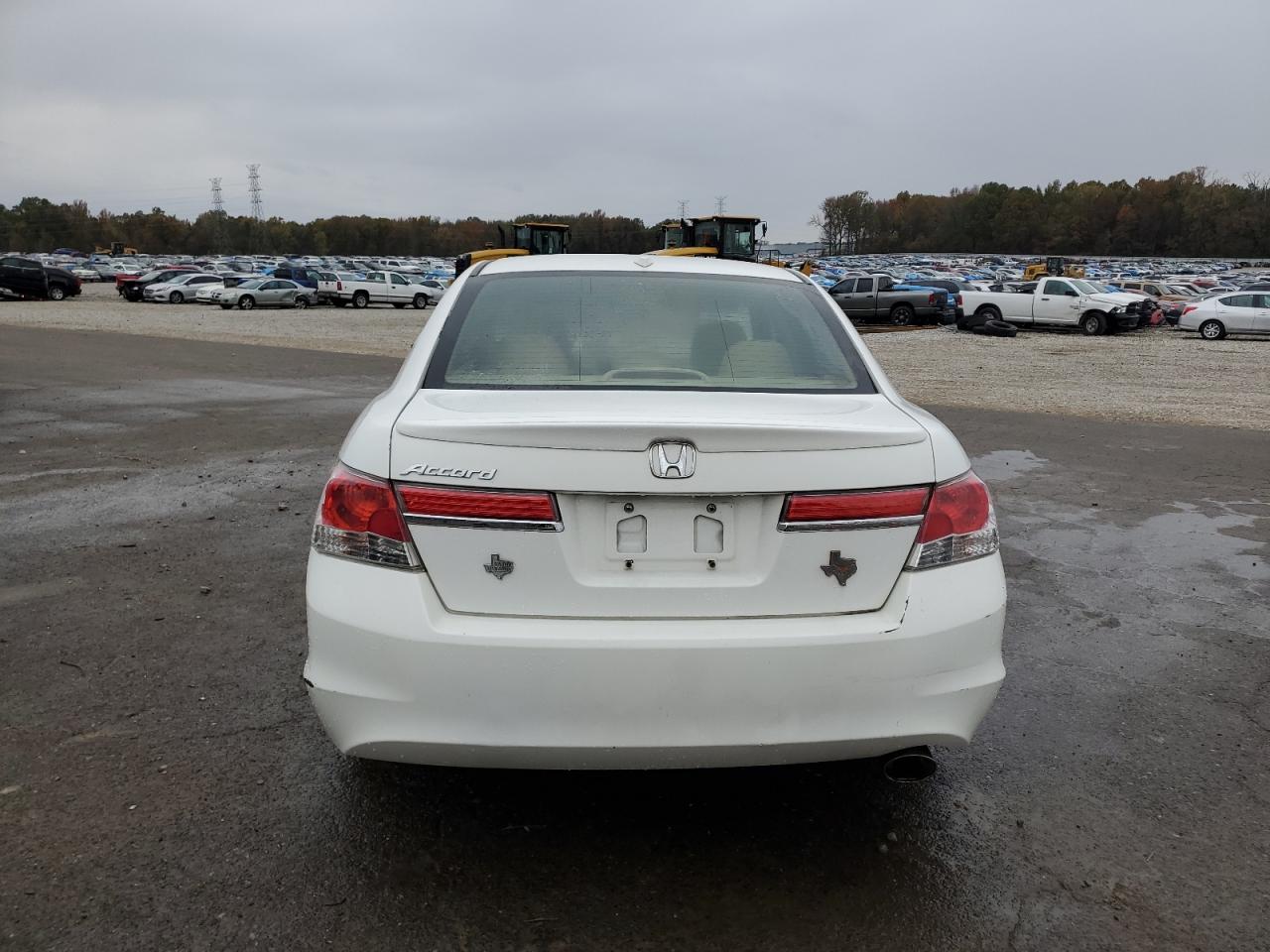 2011 Honda Accord Exl VIN: 1HGCP2F80BA065642 Lot: 82256934