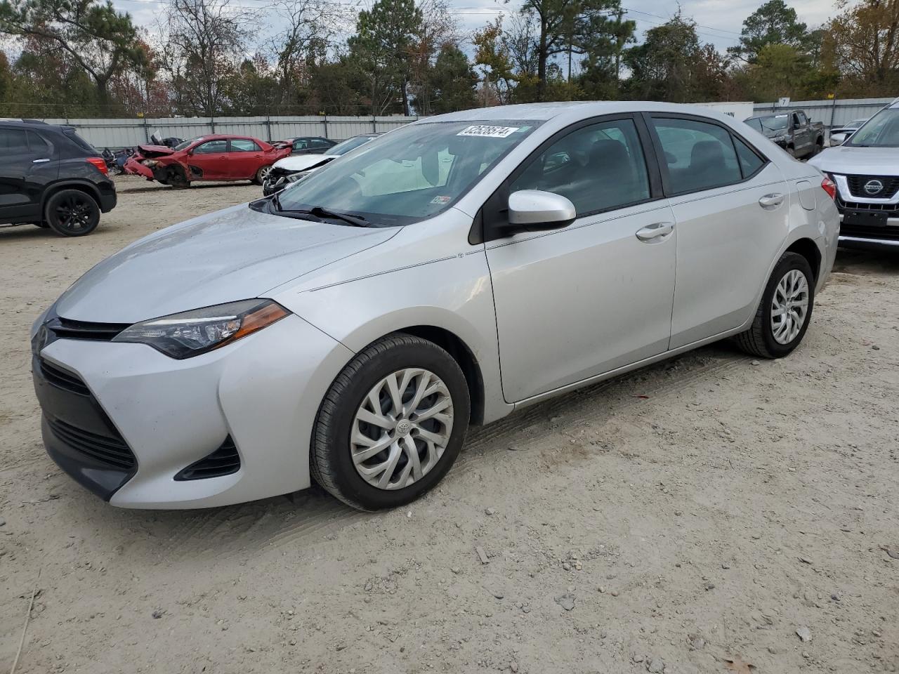 2T1BURHEXHC813817 2017 TOYOTA COROLLA - Image 1