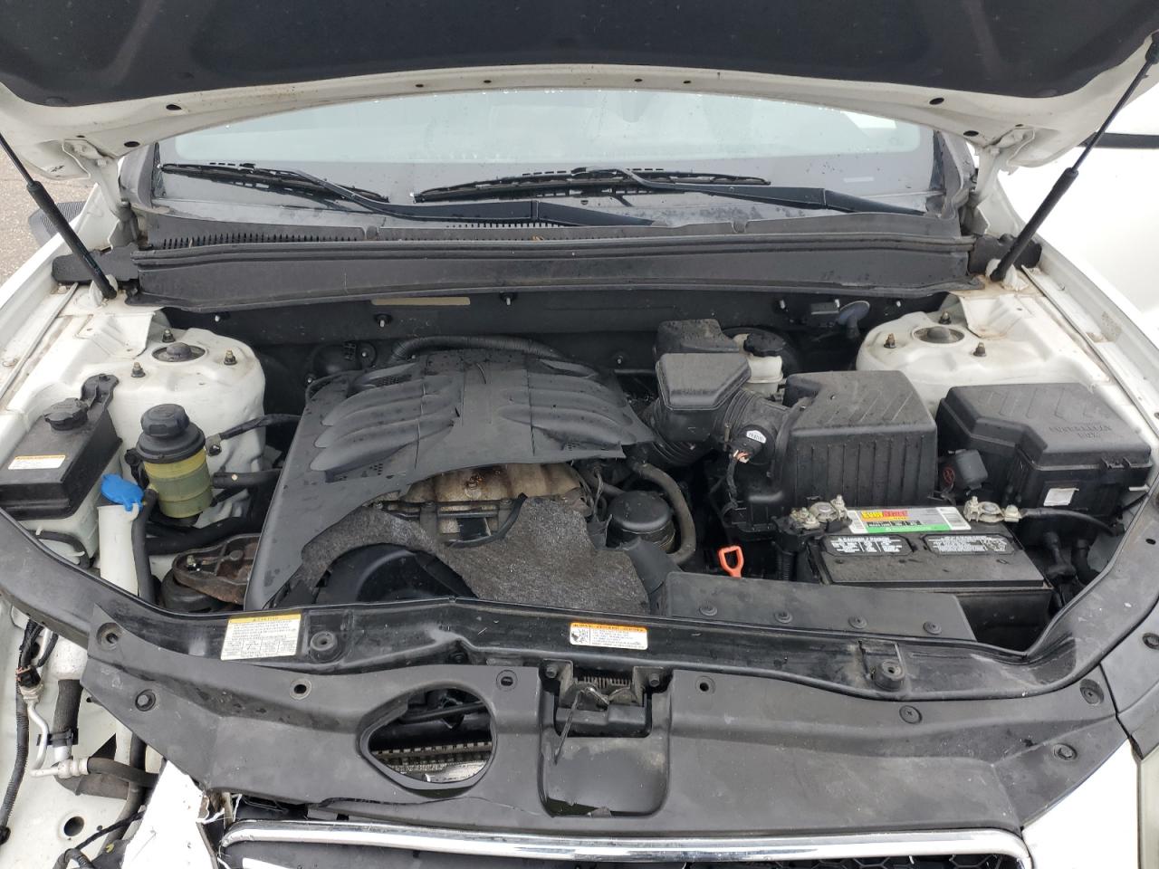 2009 Hyundai Santa Fe - Image 13