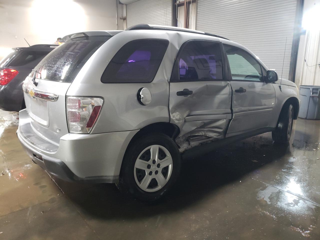 2006 Chevrolet Equinox - Image 3