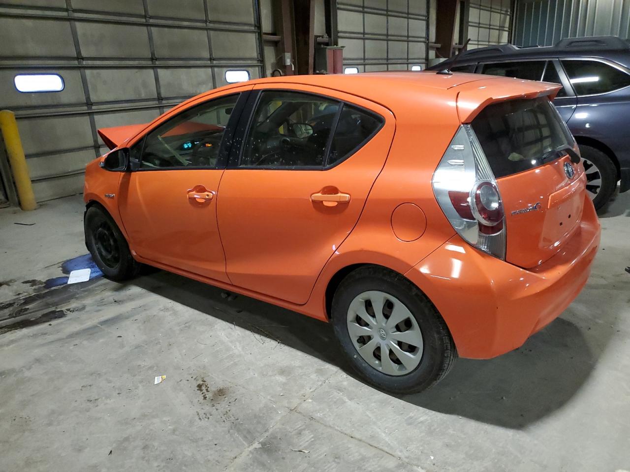 VIN JTDKDTB35D1042508 2013 TOYOTA PRIUS no.2