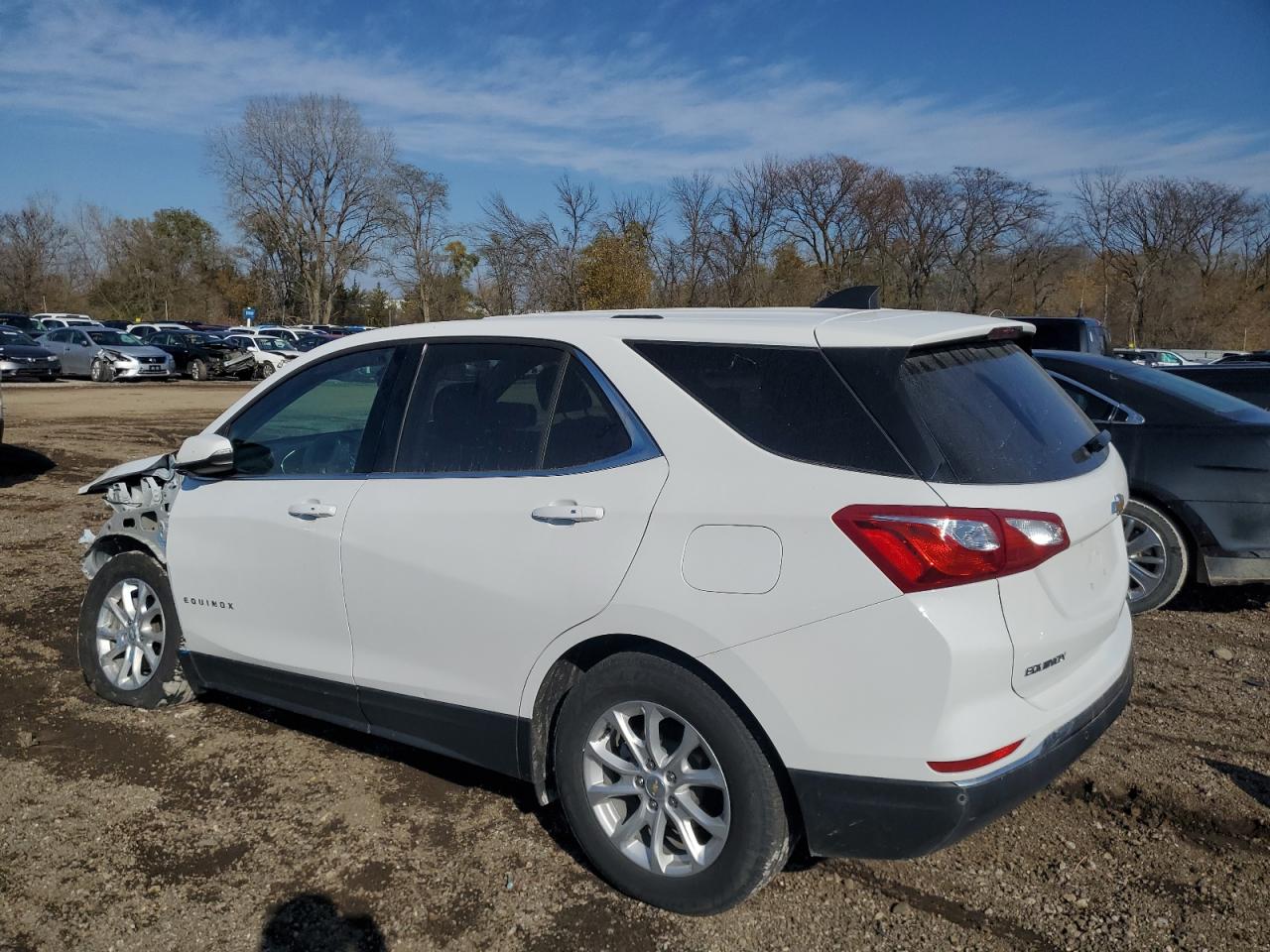 2019 Chevrolet Equinox - Image 2