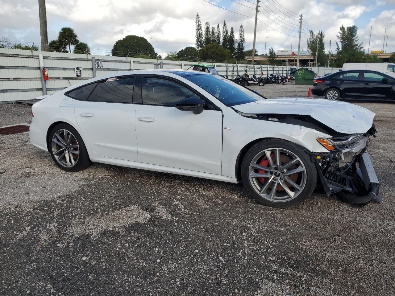 2022 Audi A7 - Image 4