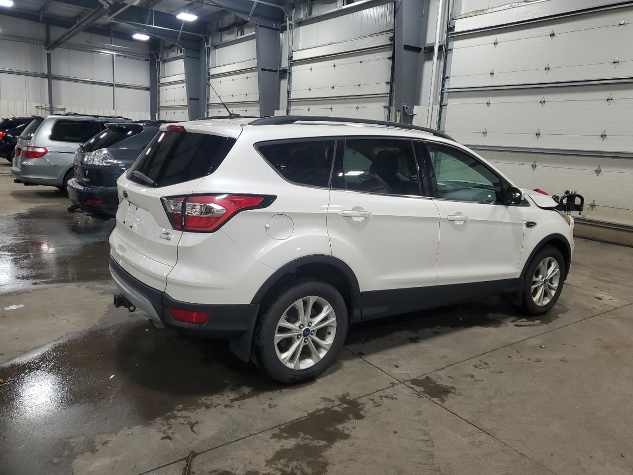 2017 Ford Escape - Image 3