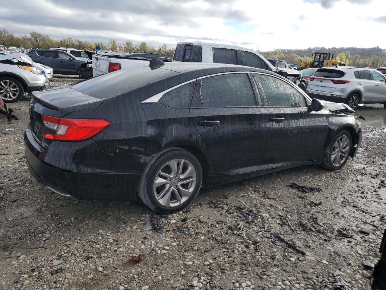 VIN 1HGCV1F14JA176471 2018 HONDA ACCORD no.3