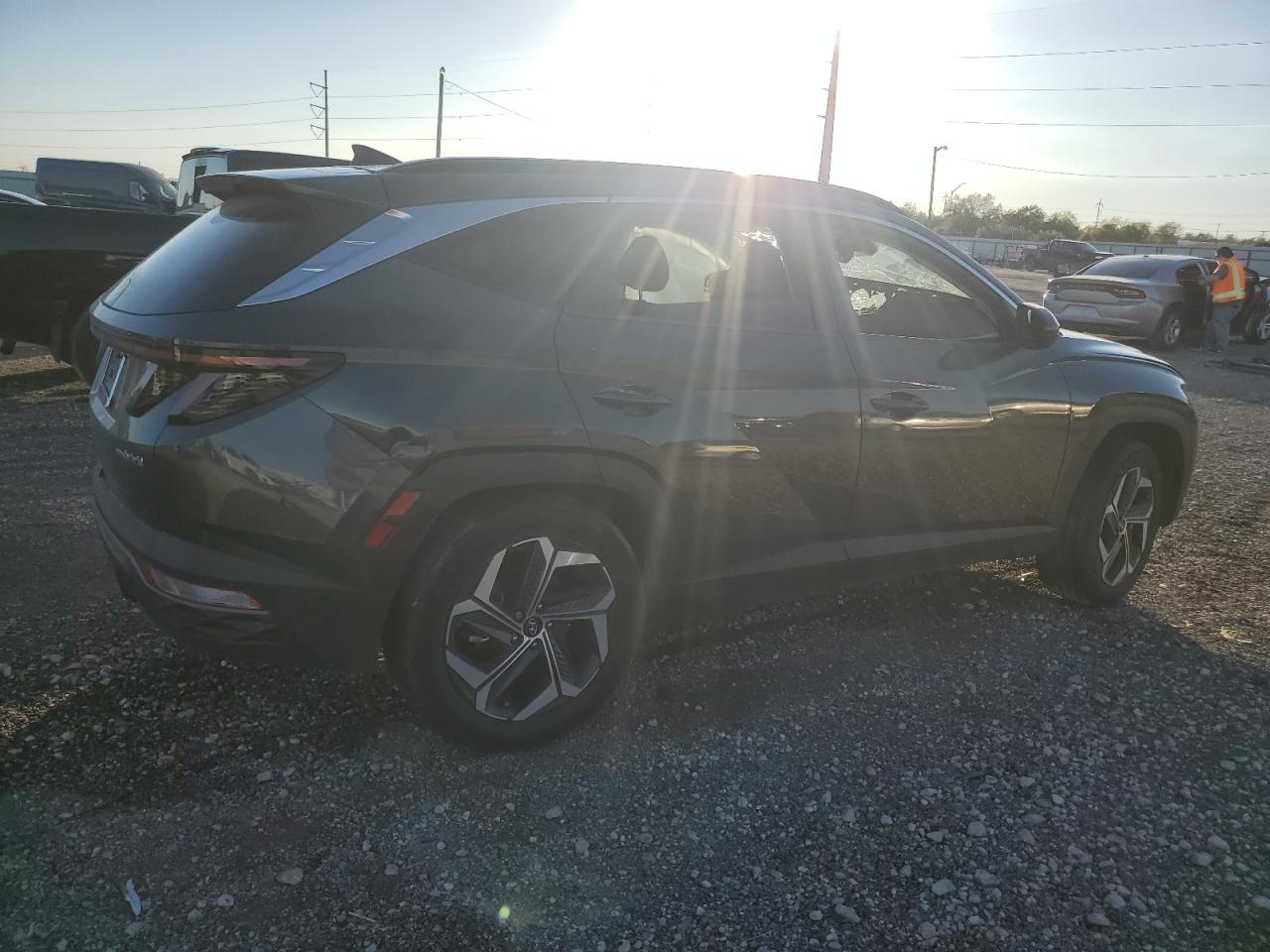 2022 Hyundai Tucson - Image 3