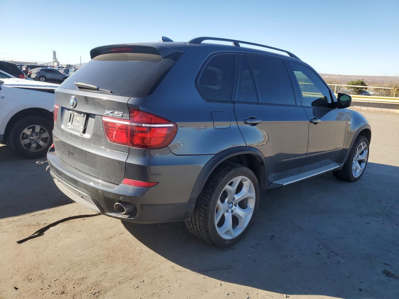 VIN 5UXZW0C58D0B95611 2013 BMW X5 no.3