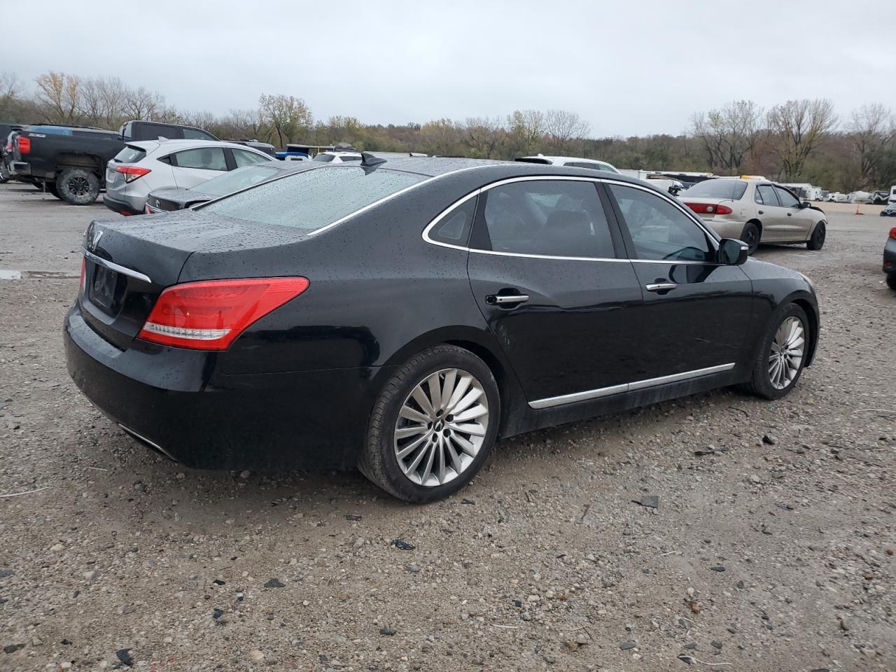 2015 Hyundai Equus - Image 3