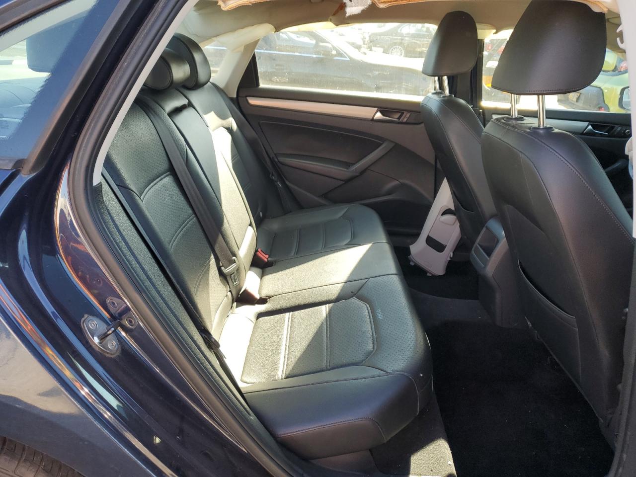 2014 Volkswagen Passat S VIN: 1VWAT7A34EC064882 Lot: 82175384