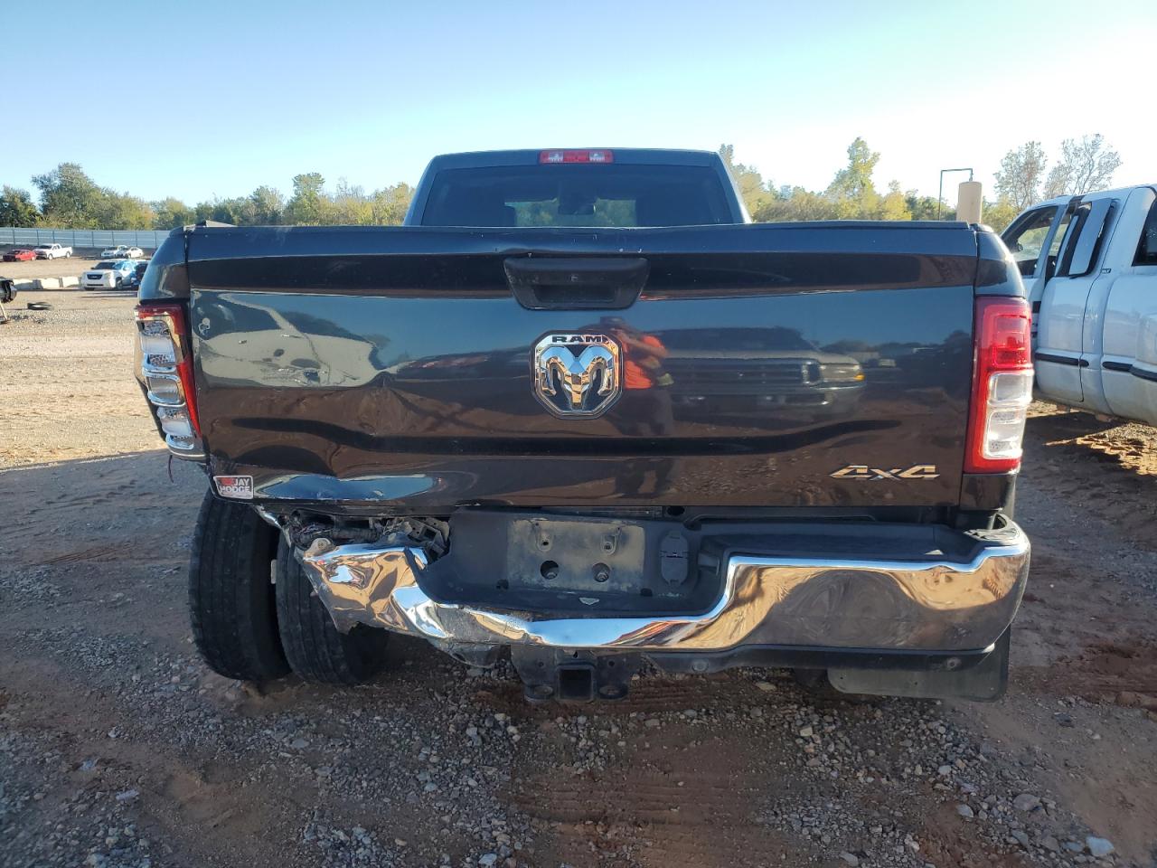 2019 RAM 3500 - Image 6