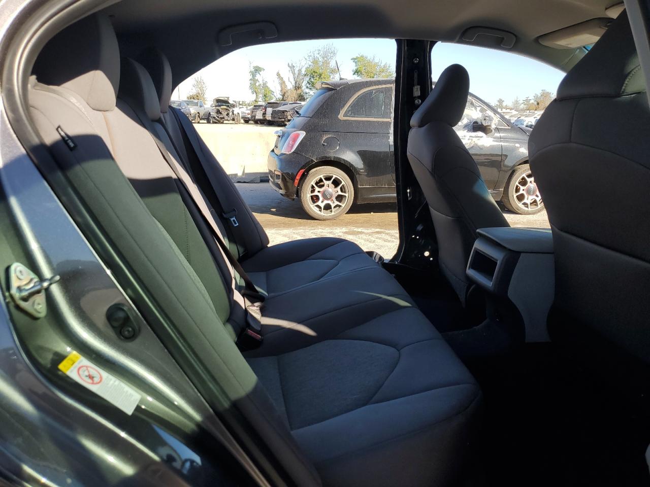 2018 Toyota Camry - Image 10