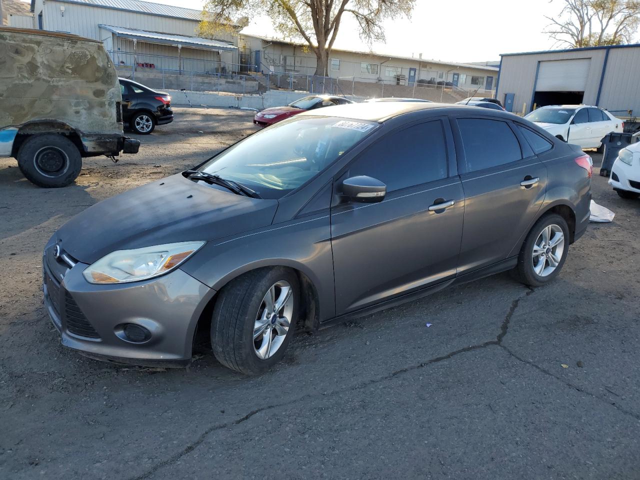 VIN 1FADP3F24EL169635 2014 FORD FOCUS no.1