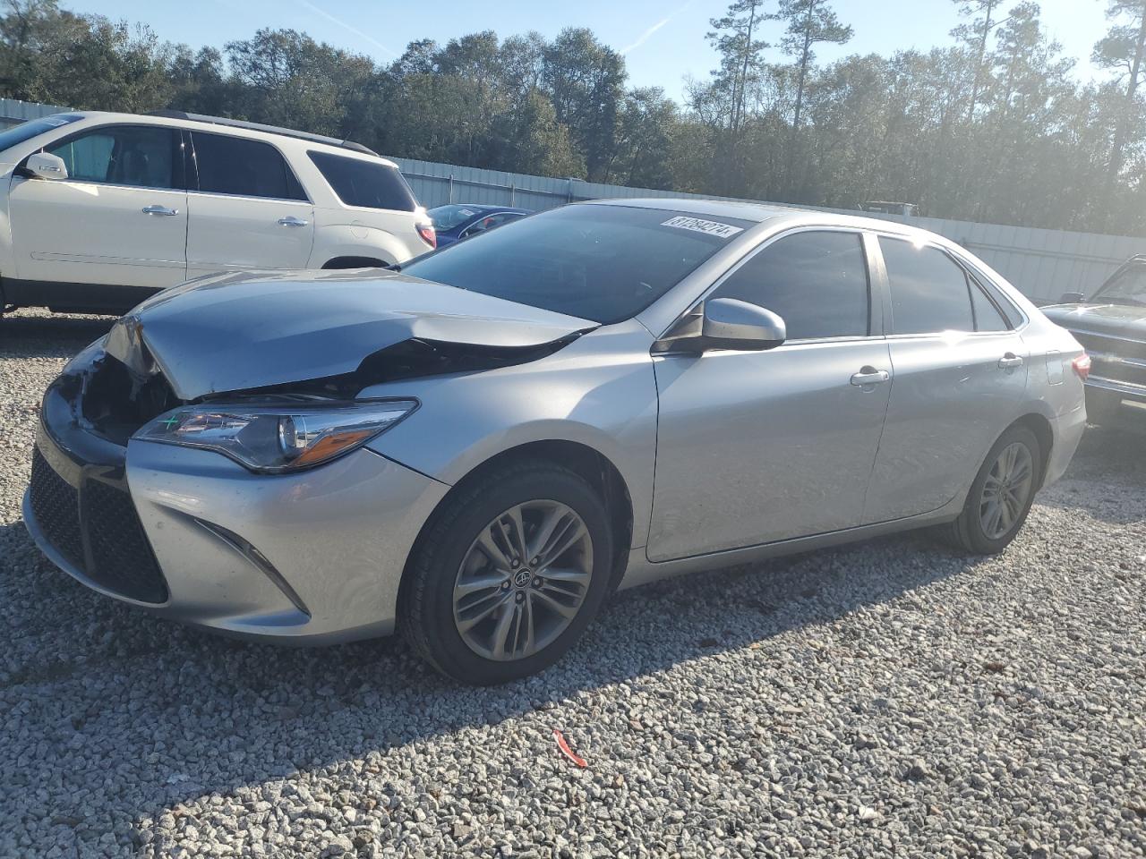 4T1BF1FK3FU067520 2015 TOYOTA CAMRY - Image 1