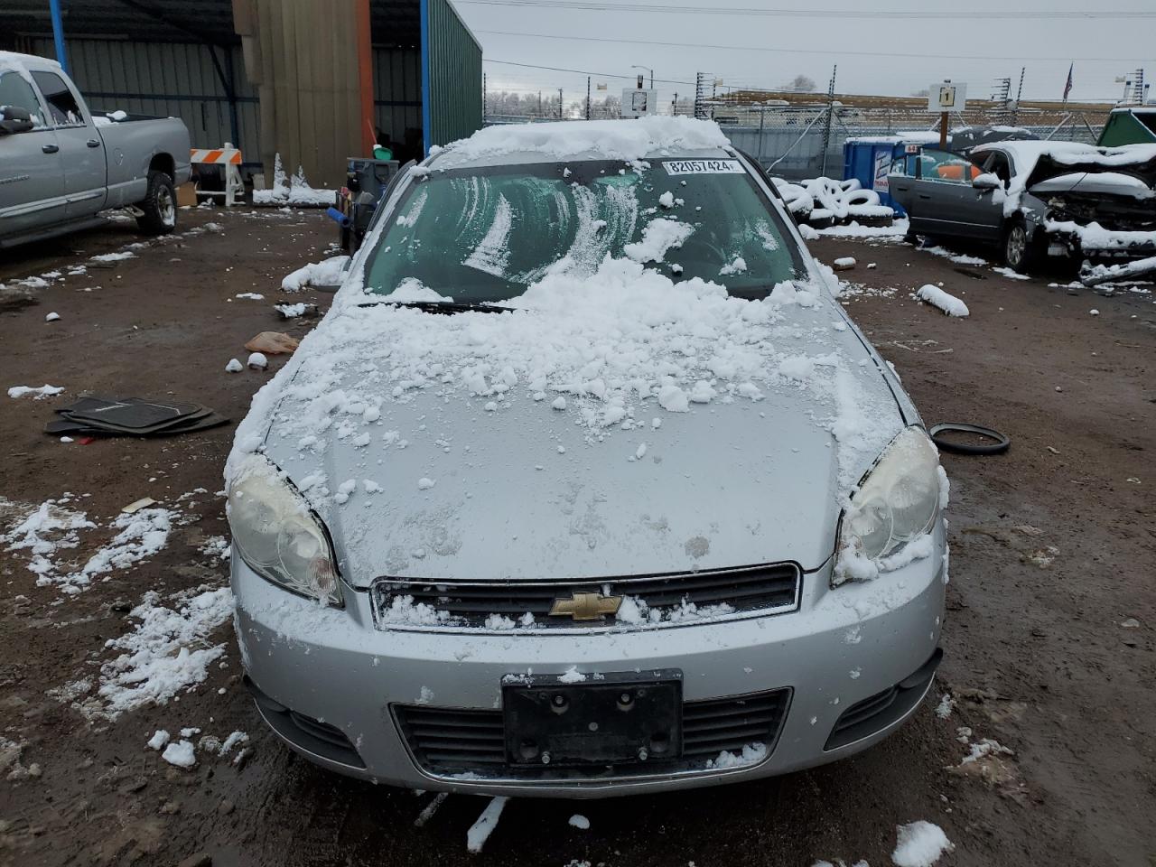 2011 Chevrolet Impala - Image 5