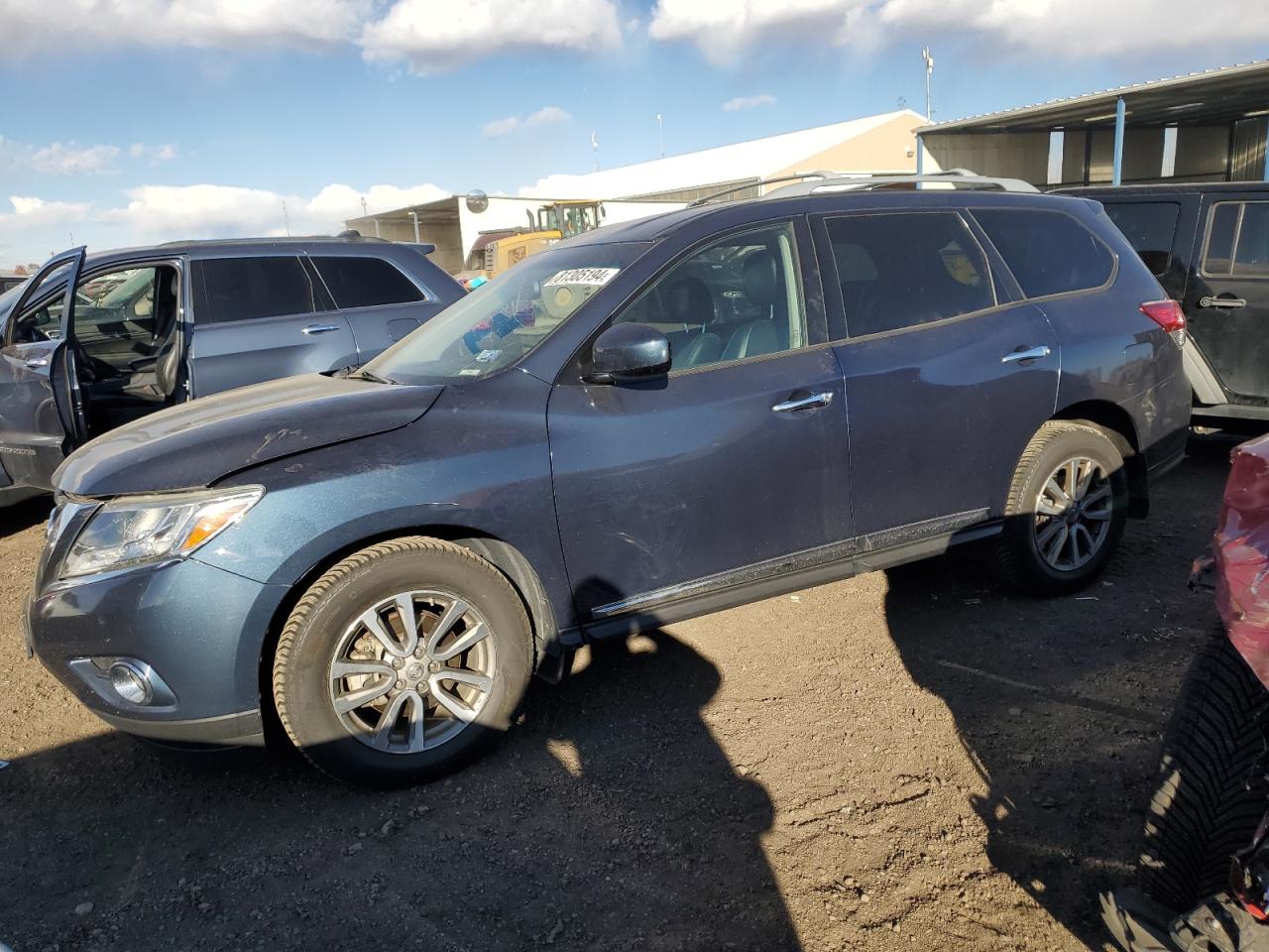 VIN 5N1AR2MM2EC724115 2014 NISSAN PATHFINDER no.1