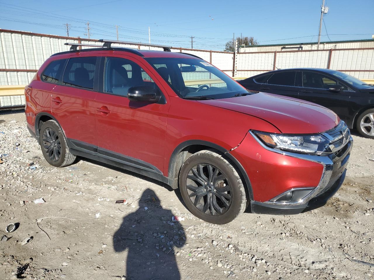 2018 Mitsubishi Outlander - Image 4