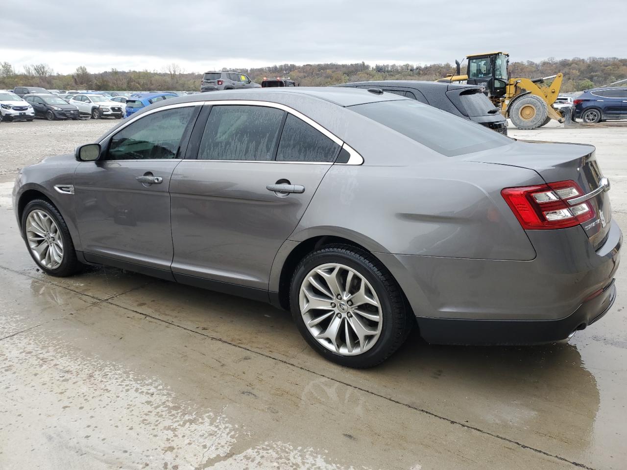 2013 Ford Taurus - Image 2